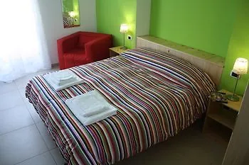 B&B Alle Porte Di San Giovanni Róma Panzió